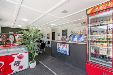 The Ocean Crest - Surfers Paradise Gold Coast 4