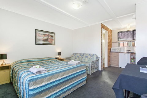 The Ocean Crest - Surfers Paradise Gold Coast 18
