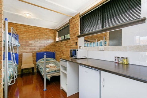 The Ocean Crest - Surfers Paradise Gold Coast 10