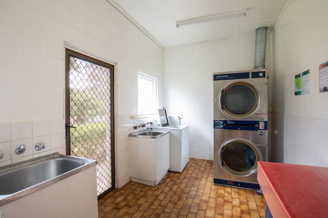 Blue Lake Holiday Park - Surfers Paradise Gold Coast 11
