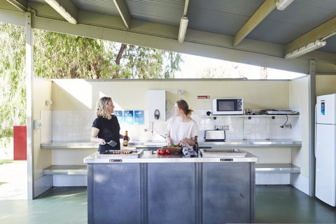 NRMA Victor Harbor Beachfront Holiday Park - Surfers Paradise Gold Coast 25