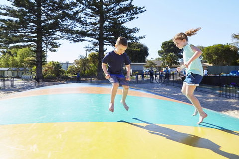 NRMA Victor Harbor Beachfront Holiday Park - Surfers Paradise Gold Coast 23
