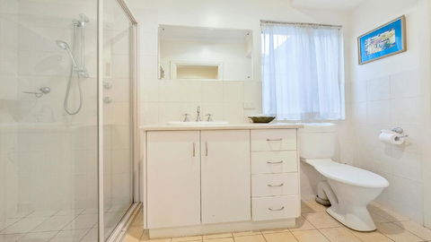 GOUGER 265 - Surfers Paradise Gold Coast 10
