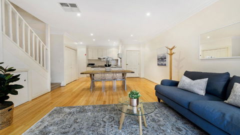 GOUGER 265 - Surfers Paradise Gold Coast 17