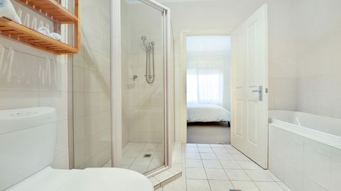 GOUGER 265 - Surfers Paradise Gold Coast 11