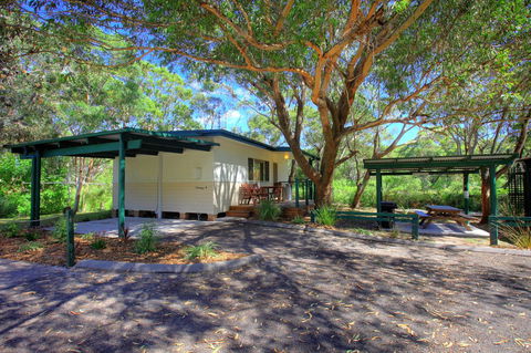 The Retreat Port Stephens - Surfers Paradise Gold Coast 4