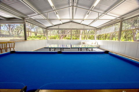 The Retreat Port Stephens - Surfers Paradise Gold Coast 1