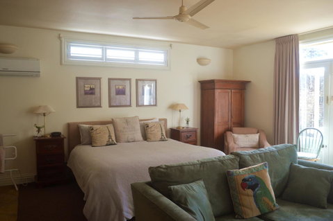 Athelney Cottage Bed And Breakfast - Surfers Paradise Gold Coast 17