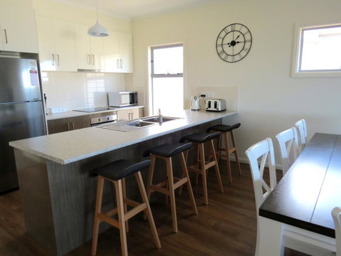 38 Wright Tce Encounter Bay - Surfers Paradise Gold Coast 14