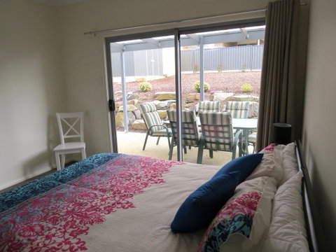 38 Wright Tce Encounter Bay - Surfers Paradise Gold Coast 9
