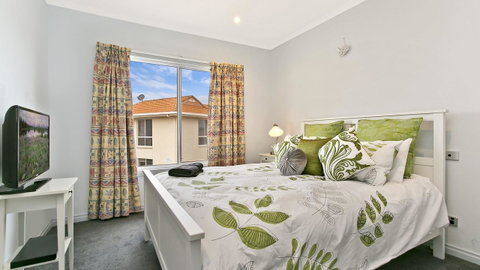 Salt Waterfront Apartment - Surfers Paradise Gold Coast 12