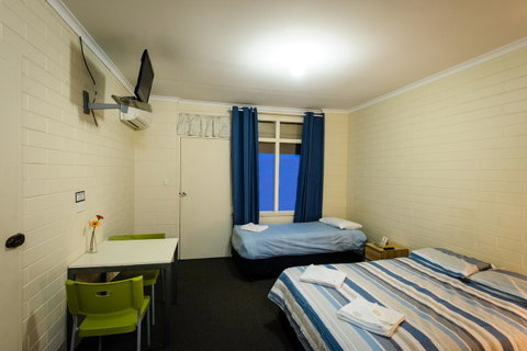The Anglers Inn - Surfers Paradise Gold Coast 9