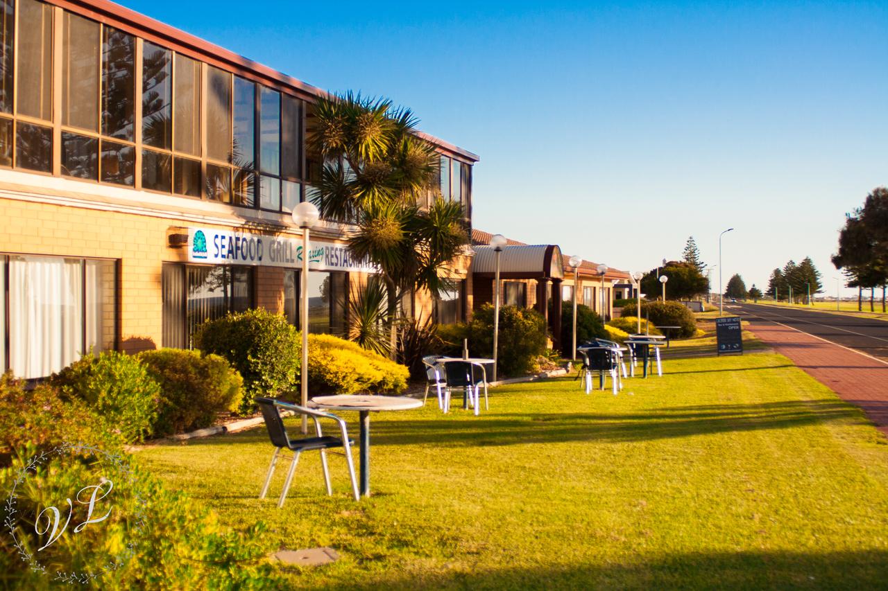 West Range SA Surfers Paradise Gold Coast