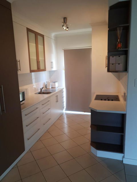 Limestone Coast Lifestyle Apartments - Surfers Paradise Gold Coast 9