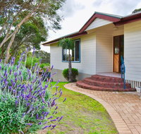 Annie's Balquhidder Cottage - Surfers Paradise Gold Coast