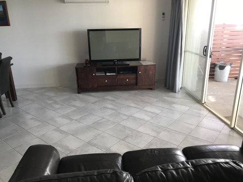 Beachside & Jetty View Apartment 6 - Captain\'s Apt - Surfers Paradise Gold Coast 34
