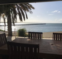 Streaky Bay Beachside  Jetty View Apartments - Surfers Paradise Gold Coast