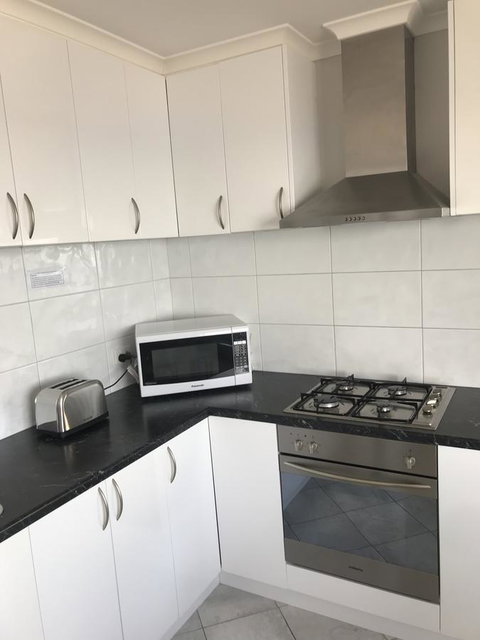 Beachside & Jetty View Apartment 6 - Captain\'s Apt - Surfers Paradise Gold Coast 5
