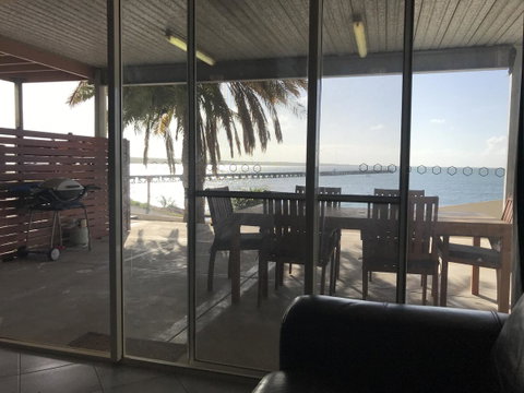 Beachside & Jetty View Apartment 6 - Captain\'s Apt - Surfers Paradise Gold Coast 36