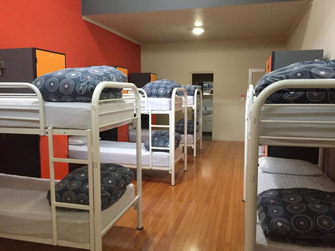 Port Lincoln Studio Apartments - Surfers Paradise Gold Coast 9