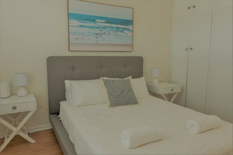 Henley Beach South, Amazing Views, Huge Private Balcony! - Surfers Paradise Gold Coast 11