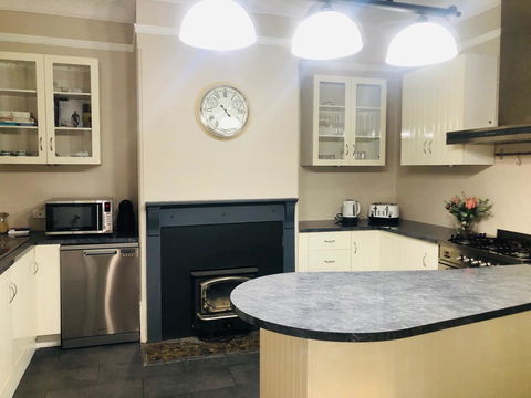Belmore Cottage - Surfers Paradise Gold Coast 6