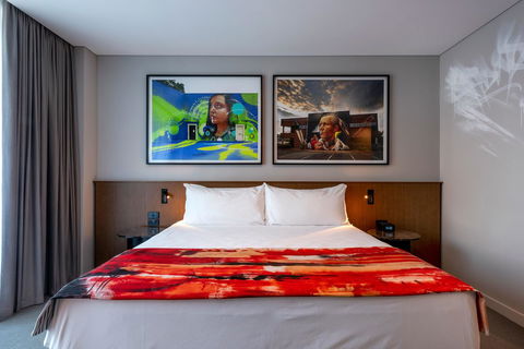 The Adnate Perth - Art Series - Surfers Paradise Gold Coast 16