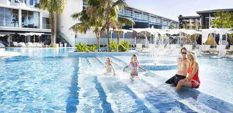 Crown Metropol Perth - Surfers Paradise Gold Coast 1
