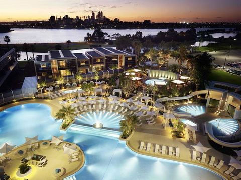 Crown Metropol Perth - Surfers Paradise Gold Coast 6