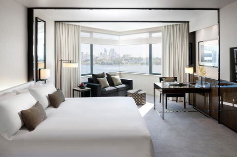 Crown Metropol Perth - Surfers Paradise Gold Coast 15