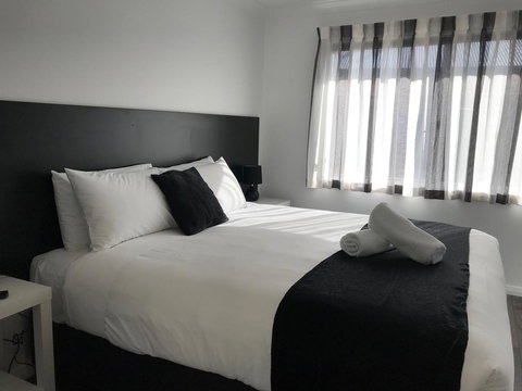 Pelicans Albany Middleton Beach - Surfers Paradise Gold Coast 4