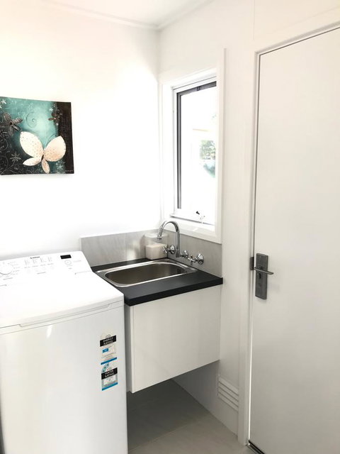 Pelicans Albany Middleton Beach - Surfers Paradise Gold Coast 6