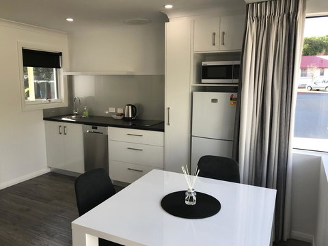 Pelicans Albany Middleton Beach - Surfers Paradise Gold Coast 20