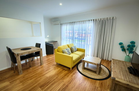 Pelicans Albany Middleton Beach - Surfers Paradise Gold Coast 40