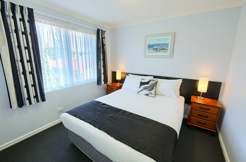 Pelicans Albany Middleton Beach - Surfers Paradise Gold Coast 14