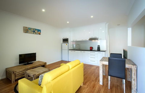 Pelicans Albany Middleton Beach - Surfers Paradise Gold Coast 39