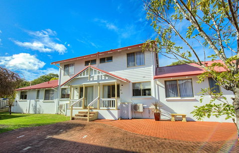 Pelicans Albany Middleton Beach - Surfers Paradise Gold Coast 12