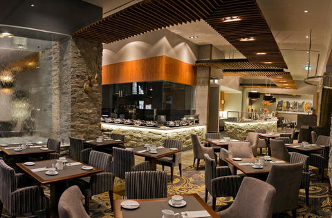 Duxton Hotel Perth - Surfers Paradise Gold Coast 44