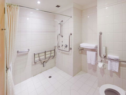 Duxton Hotel Perth - Surfers Paradise Gold Coast 5