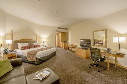 Duxton Hotel Perth - Surfers Paradise Gold Coast 19
