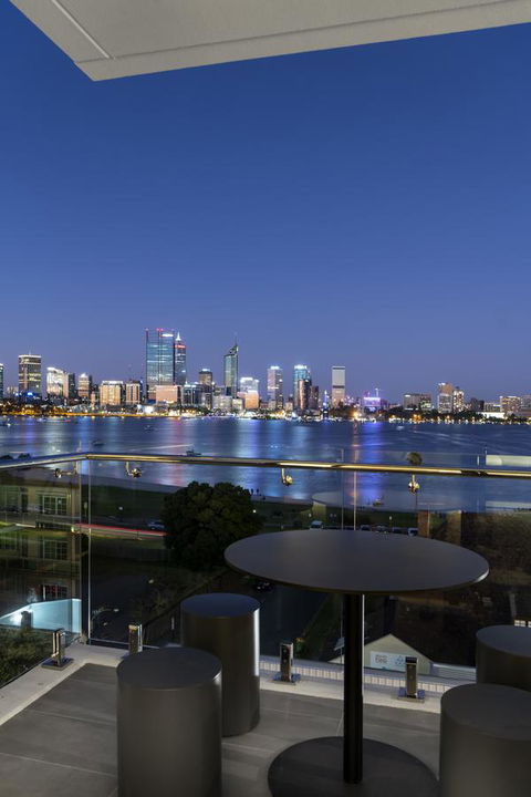 Quest South Perth Foreshore - Surfers Paradise Gold Coast 1