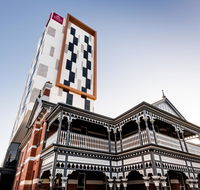 Sage Hotel West Perth - Surfers Paradise Gold Coast