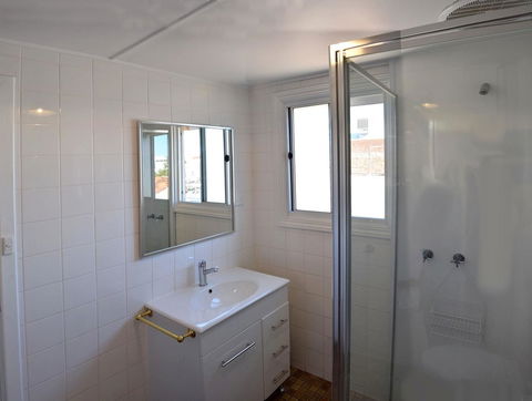 The Palace Hotel Kalgoorlie - Surfers Paradise Gold Coast 10