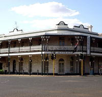 The Palace Hotel Kalgoorlie - Surfers Paradise Gold Coast