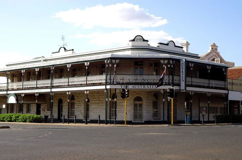 The Palace Hotel Kalgoorlie - Surfers Paradise Gold Coast 0