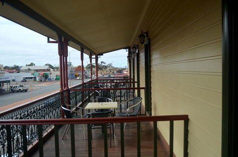 The Palace Hotel Kalgoorlie - Surfers Paradise Gold Coast 27