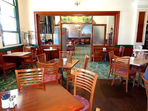 The Palace Hotel Kalgoorlie - Surfers Paradise Gold Coast 23