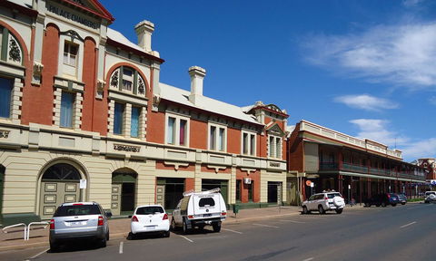 The Palace Hotel Kalgoorlie - Surfers Paradise Gold Coast 25