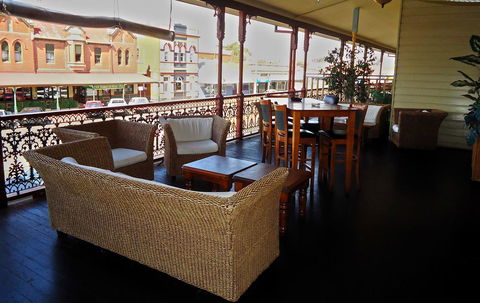 The Palace Hotel Kalgoorlie - Surfers Paradise Gold Coast 21