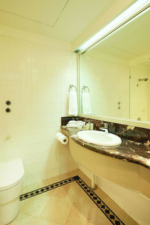 Parmelia Hilton Perth - Surfers Paradise Gold Coast 34